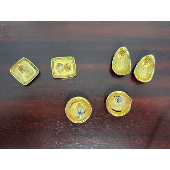 VTG Stud Earring Lot Cream Enamel Gold Tone Minimalist Preppy Office - Picture 5 of 6